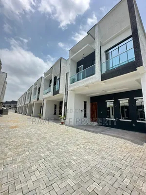 Furnished 4bdrm Duplex in Private Estate Lekki for sale