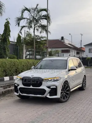 BMW X7 M50i 2022 White