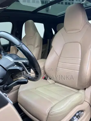 Porsche Cayenne Base AWD 2018 Blue