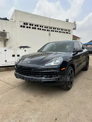 Porsche Cayenne Base AWD 2018 Blue