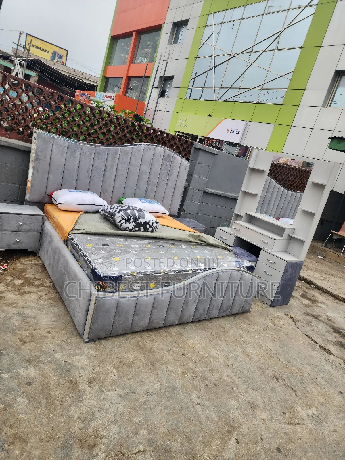 Padded Luxury 6by6 Bed Stand.