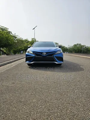 Toyota Camry XSE (2.5L 4cyl 8A) 2019 Blue