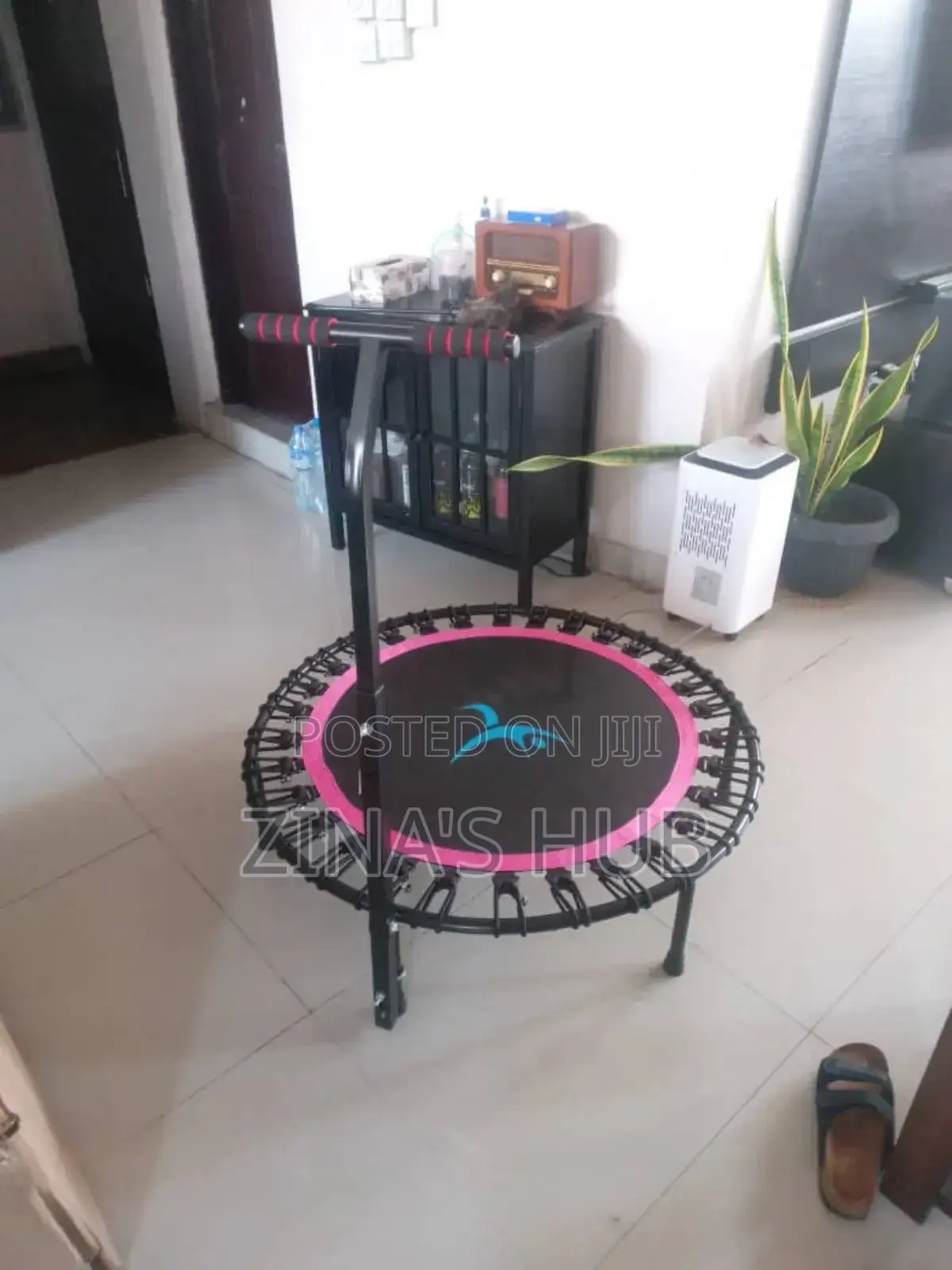 Trampoline With Handle 4ft