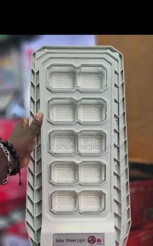 High Standard Sukhig 3000 Watts Solar Street Light