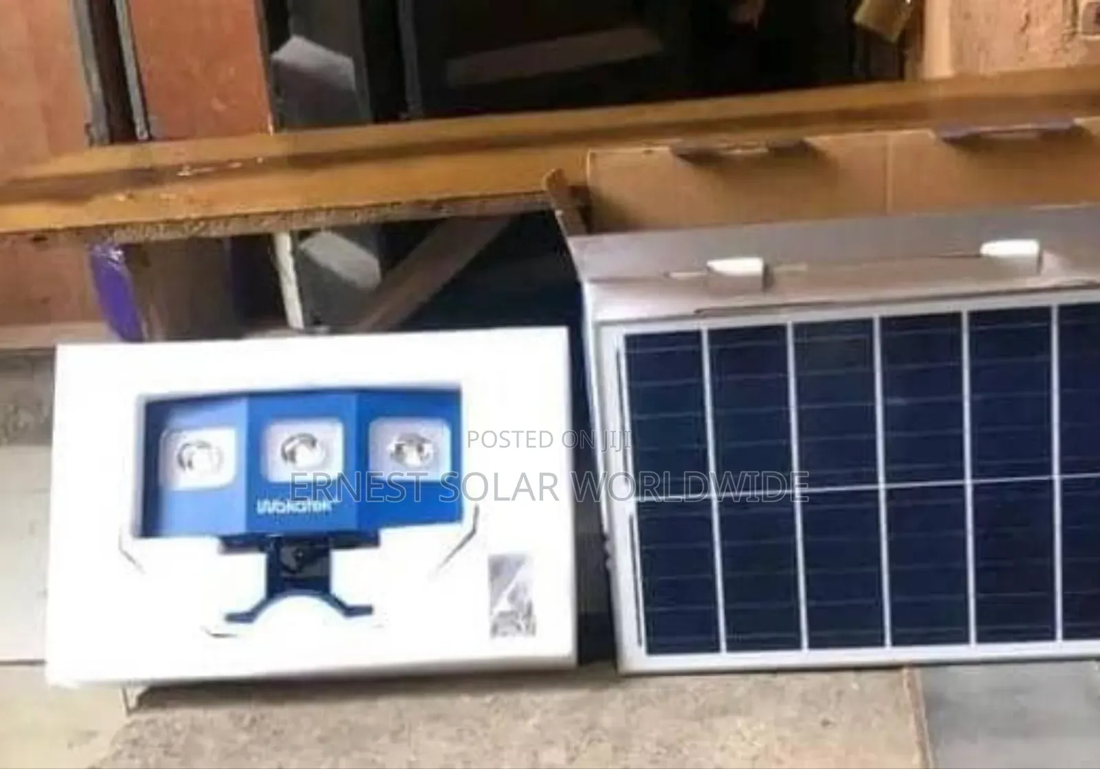 Original 3000 Watts Wakatake Solar Street Light