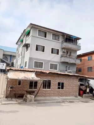 2bdrm Block of Flats in Ebute Meta Yaba for sale