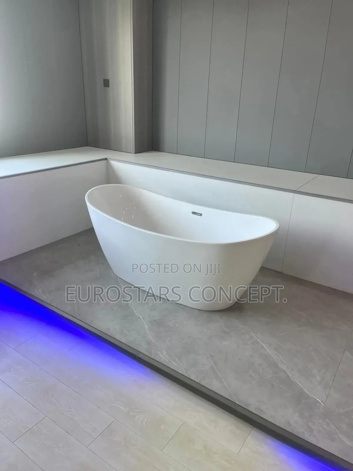 New Model Bath Tub