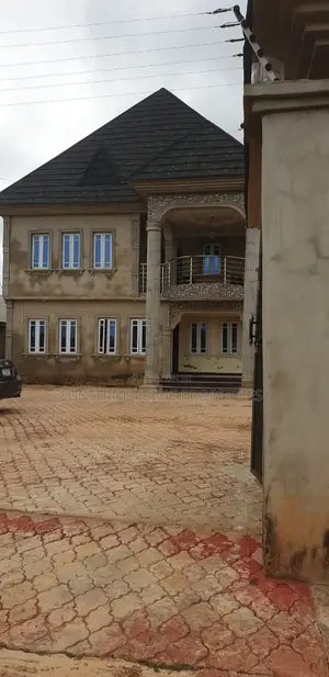 4bdrm Duplex in Ijapo Extension, Akure for sale