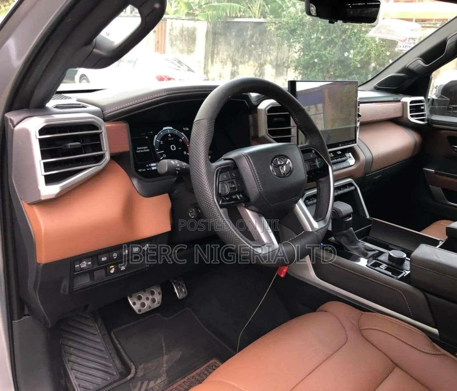 Toyota Tundra 2023 Black