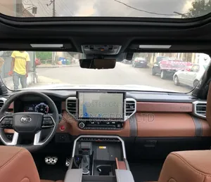 Toyota Tundra 2023 Black