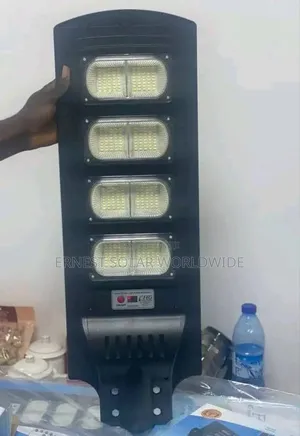 High Quality 800watts Solar Street Light