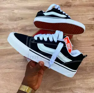Vans Off the Wall Sneakers