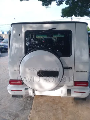 Photo - Mercedes-Benz G-Class G 63 AMG 2022 White