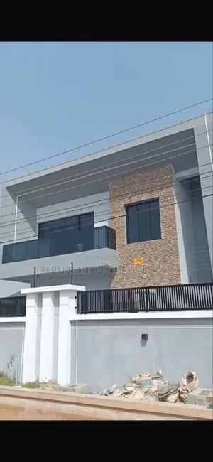 Furnished 5bdrm Duplex in G.R.A   Opic Estate for sale