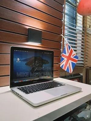 Laptop Apple MacBook Pro 12GB Intel Core I7 HDD 500GB