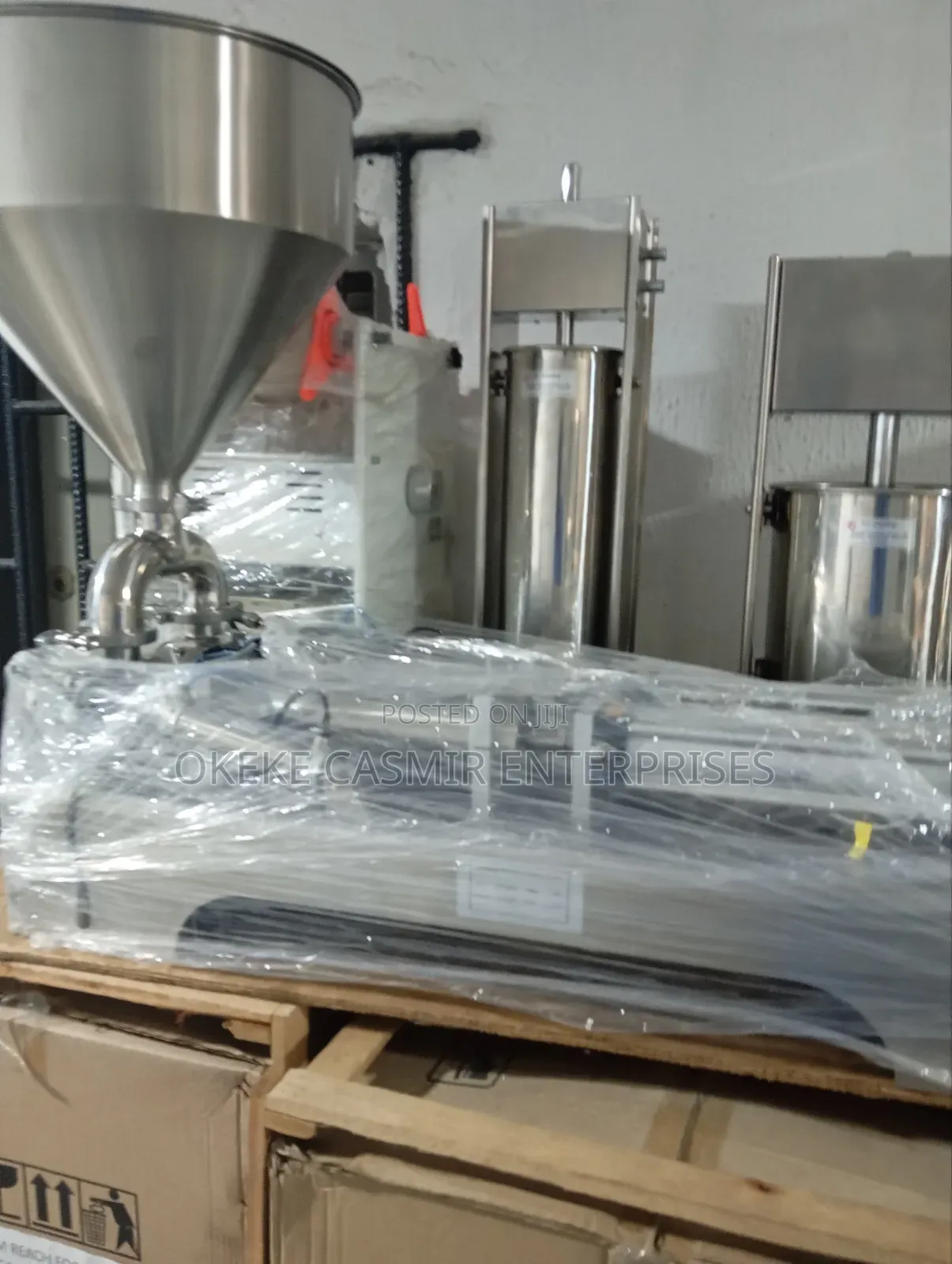 Double Nozzle Liquid Filling Machine