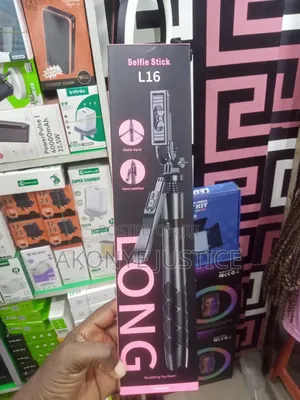 L16 Selfie Stick