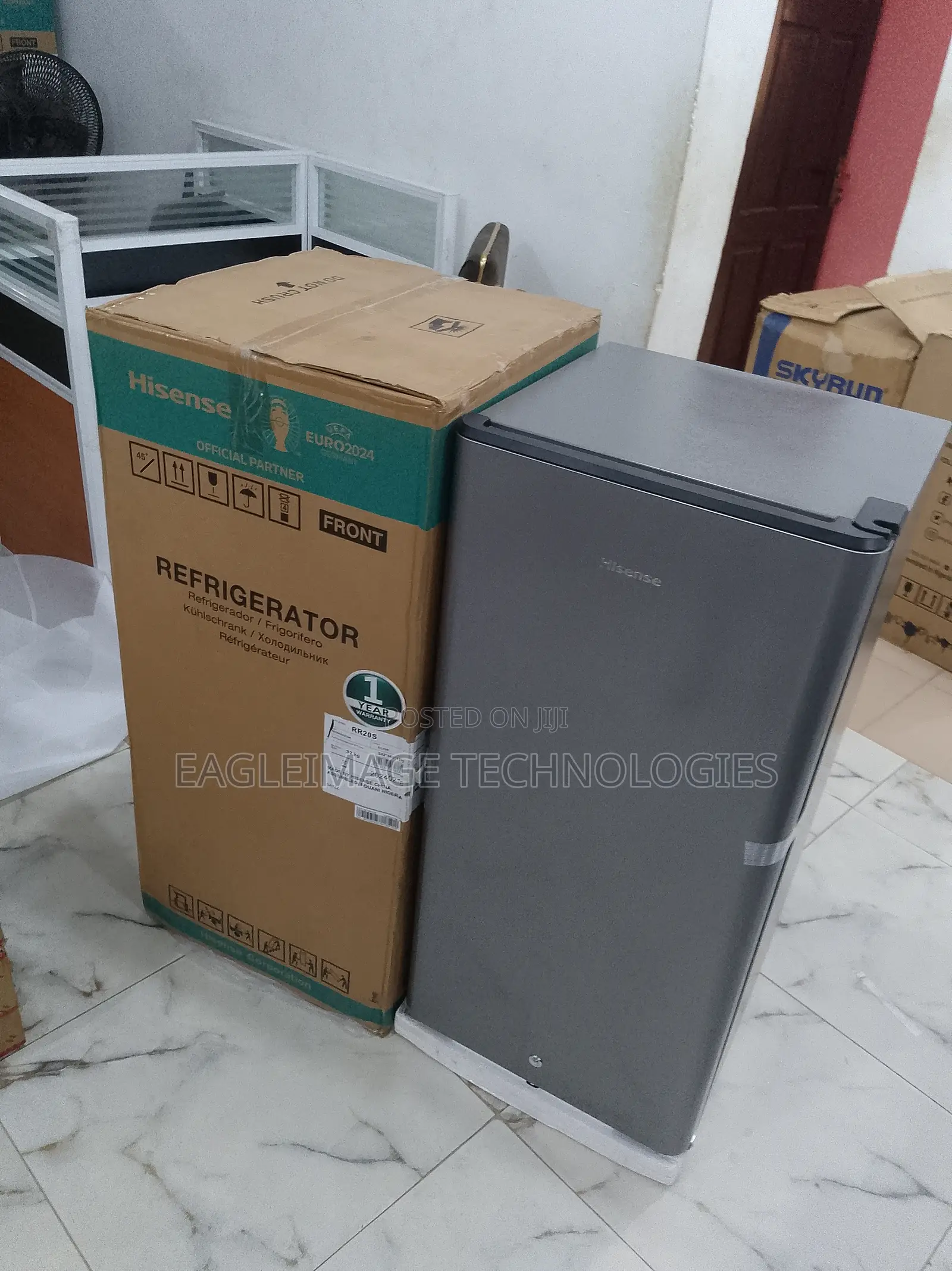 Hisense Stay Cool With Style Ref Single Door Rs20s