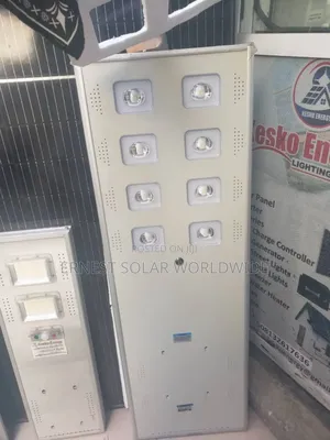 High Quality Wakatake Solar Industrial Street Light