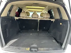 Mercedes-Benz GLK-Class Base GLK 350 4dr AWD 4MATIC (3.5L 6cyl 7A) 2015