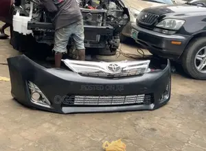 Complete Front Bumper Camry 2012 Le