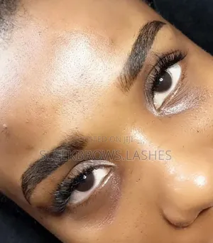 Lash Extensions/Microblading