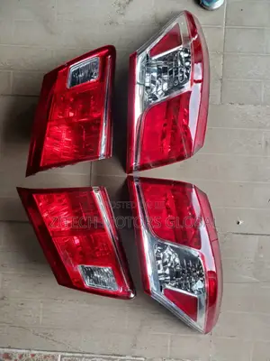 Complete Rear Light Es350 2010