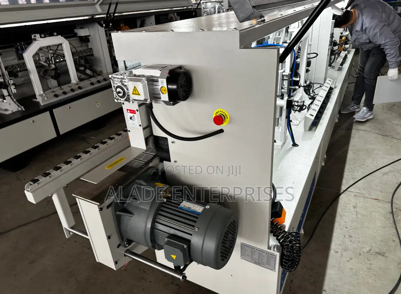We50xyc 7 Function Edge Banding Machine With Pre-heating