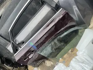 Toyota Avalon Door Back Right 012-015( Body Spare Parts)
