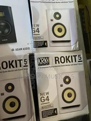 Rokit 5 Studio Monitor Pure White