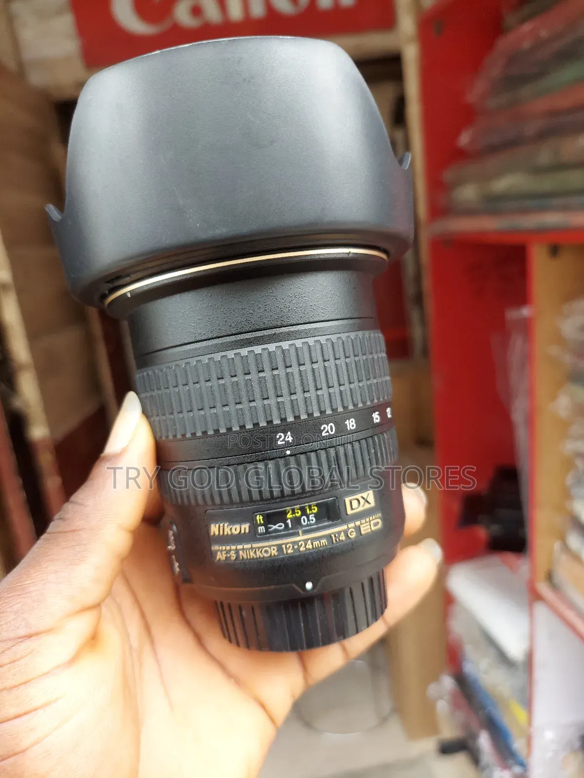 Nikon Lens