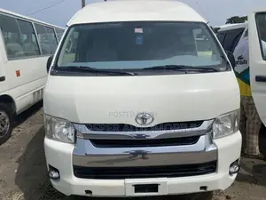 Toyota HiAce 2018 White