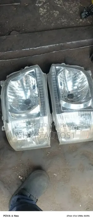 Headlight / Headlamp for Toyota Hiace 2014