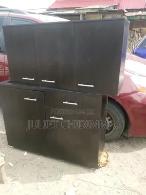 A 4ft HDF Base and Up Kitchen Cabinet