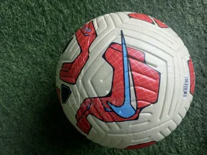 Nike Aerowsculpt Football