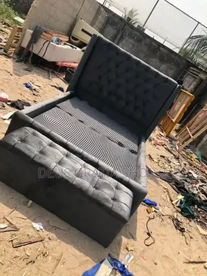4 by 6 Feet Bedframe With Footrest for Bedroom