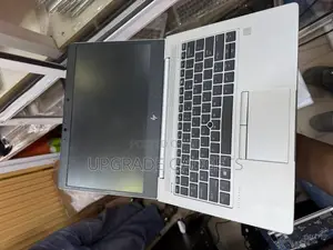 Laptop HP EliteBook 735 G6 8GB AMD Ryzen 7 SSD 512GB