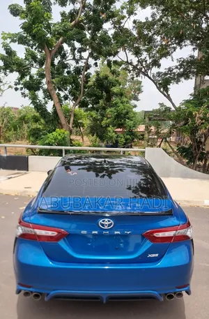 Toyota Camry XSE (2.5L 4cyl 8A) 2019 Blue