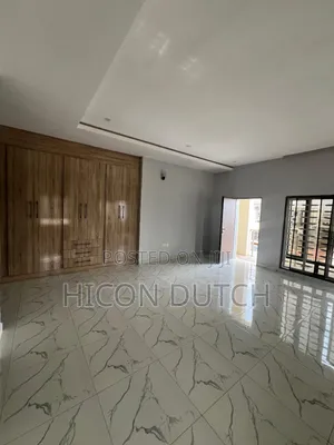 2bdrm Block of Flats in Mabushi. for rent