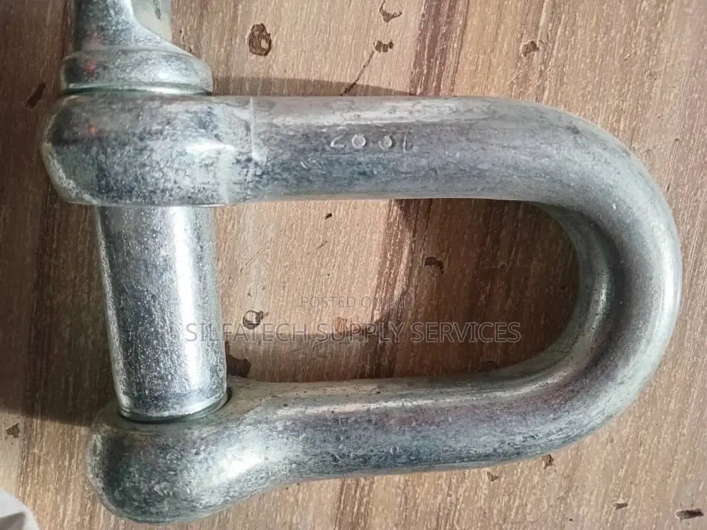 D-Shackle; Capacity (8.5tons)
