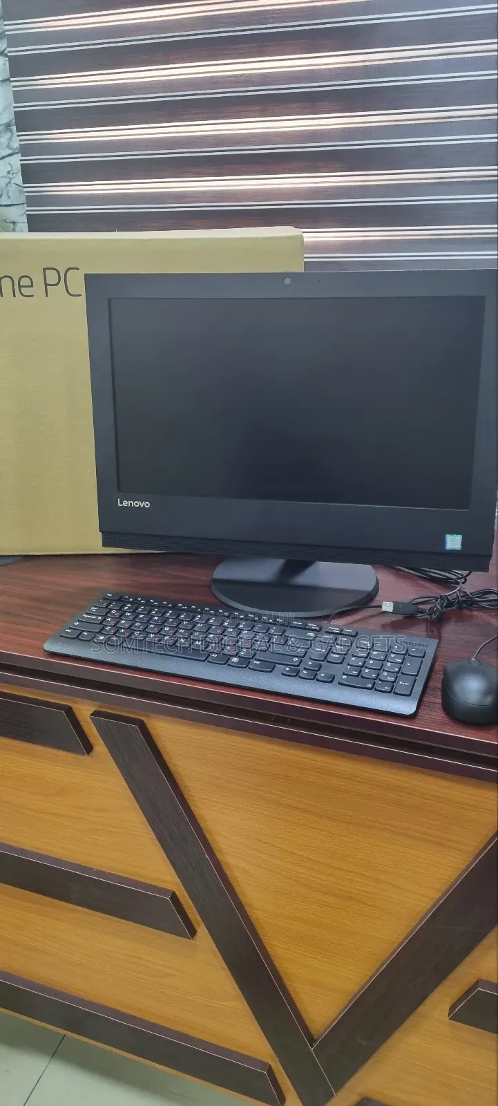 New Desktop Computer Lenovo V310z AIO 8GB Intel Core I3 SSD 1T