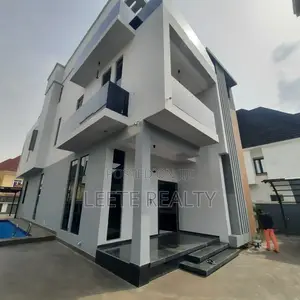 5bdrm Duplex in Apo Resettlement for sale