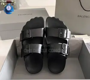 Balenciaga Ten-toes
