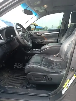 Toyota Highlander XLE 2019 Gray