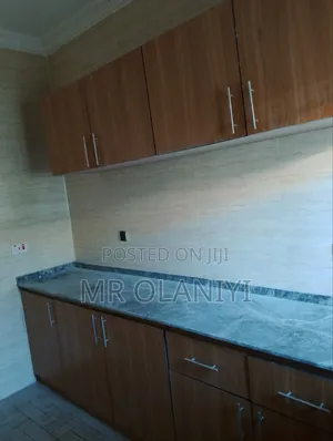 Kitchen Cabinet