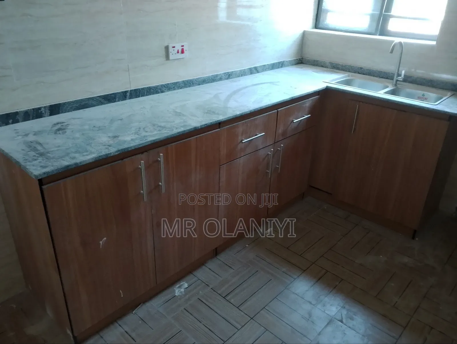 Kitchen Cabinet