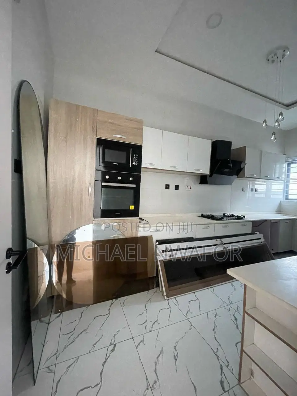 Furnished 3bdrm Duplex in Chevron for sale