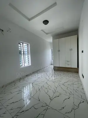 Furnished 3bdrm Duplex in Chevron for sale