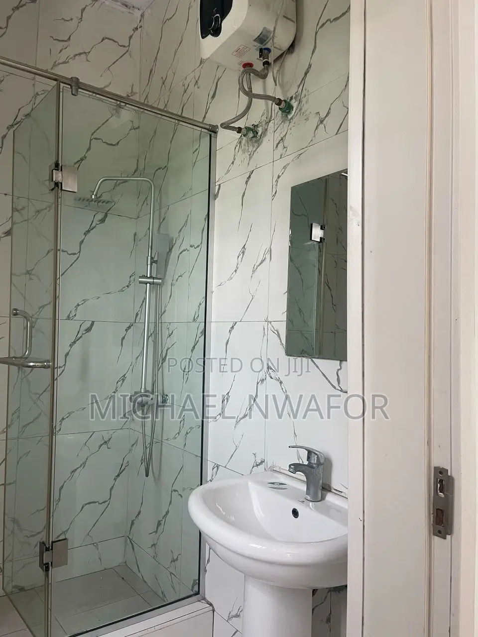 Furnished 3bdrm Duplex in Chevron for sale
