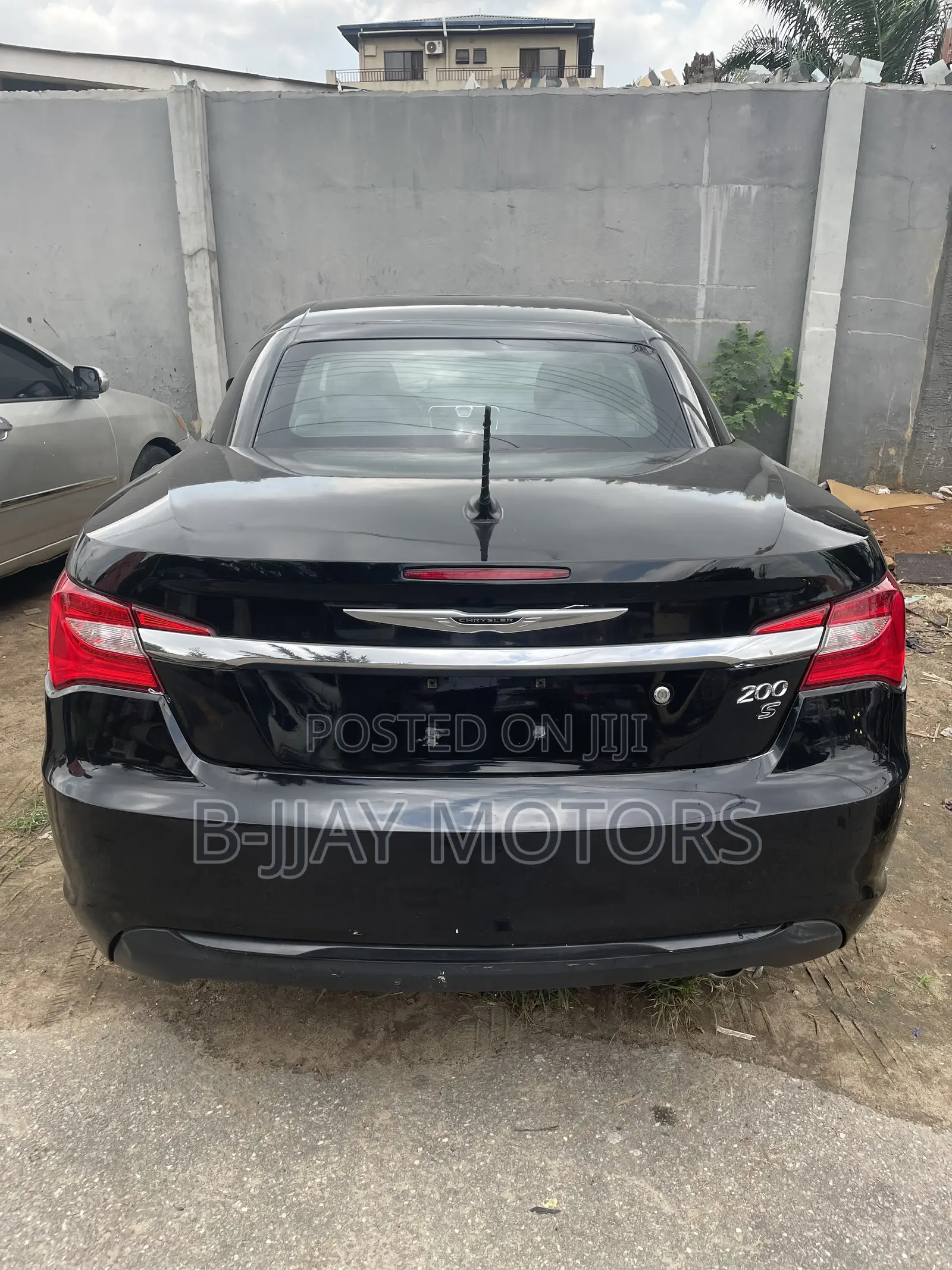 Chrysler Voyager 2013 Black